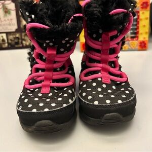 Nike Roshe One Hi Black Polka Dot Faux Fur Lined Winter Sneaker Boots Toddler 8